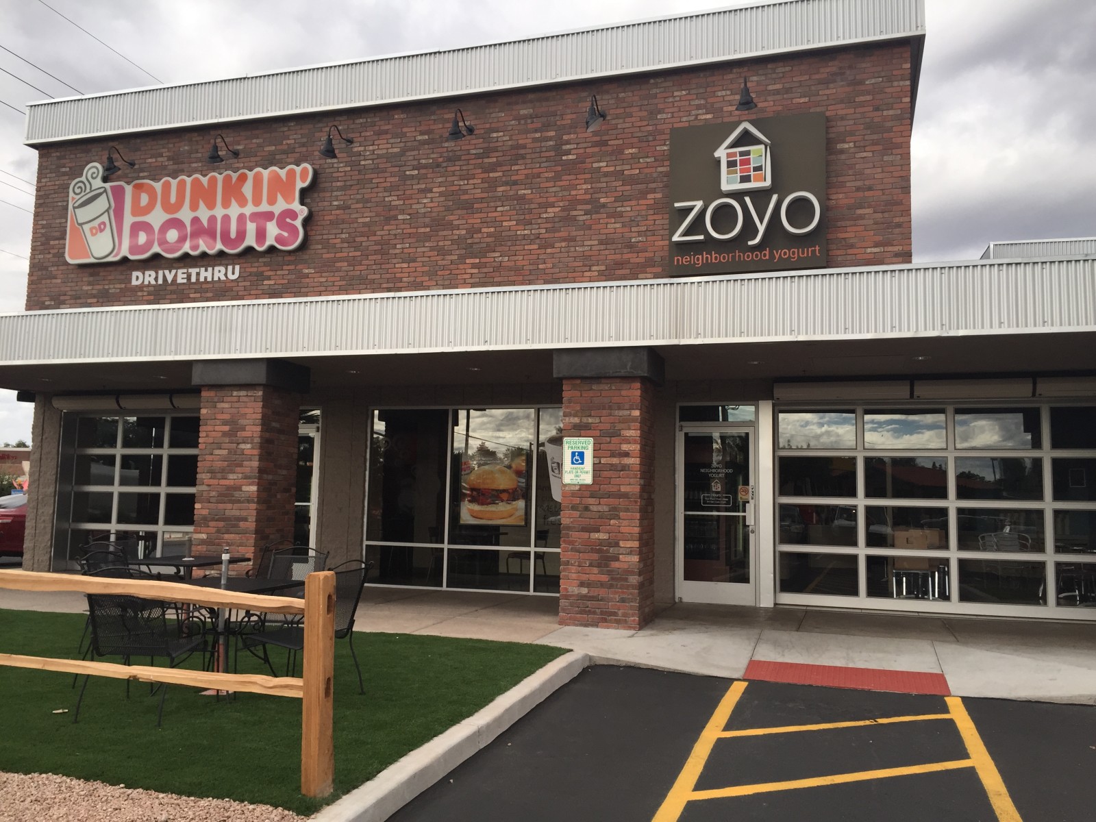 Zoyo Yogurt Shop Verde Building Corporation